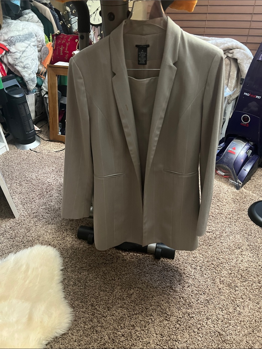 Sandra Darren Women's Pencil Skirt Suit Jacket in Taupe